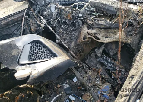 2016 Mercedes-Benz Glc 300 4Matic z USA, uszkodzony, nr VIN WDC0G4KB5GF097070